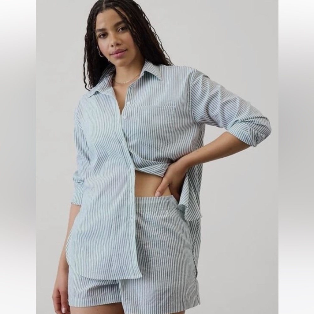 Athleta Midday Relaxed Shirt NWT Size XL Repose Trillium Stripe